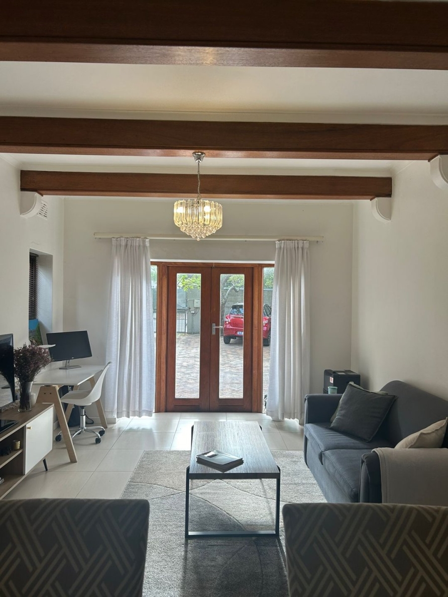 To Let 1 Bedroom Property for Rent in Rondebosch Western Cape